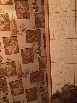 Tonybaloney1972 online show from April 2, 2:31 am