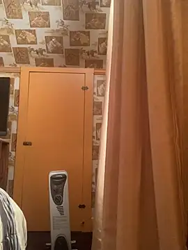 Snapshot of Tonybaloney1972 chatting on March 2, 10:13 pm Tonybaloney1972 online show from March 2, 10:13 pm