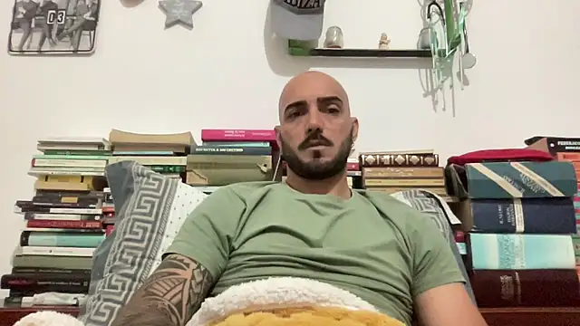 alessandromori91 online show from May 14, 9:13 pm