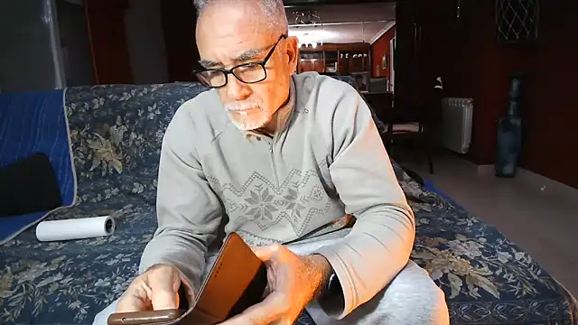 maduroguapo online show from March 17, 9:57 pm