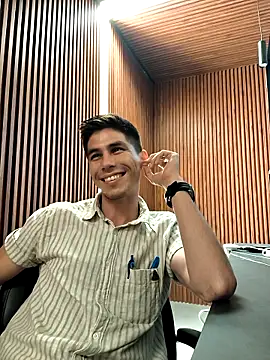 EddyMezo online show from March 14, 4:47 pm