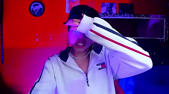 AnggelONfiree online show from February 11, 5:05 am