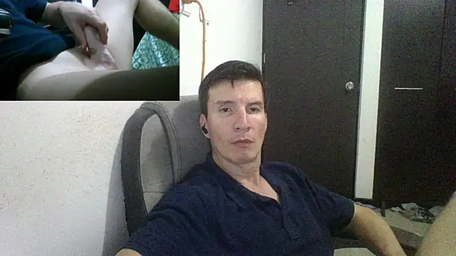 Snapshot of fieryloves chatting on March 8, 2:32 am fieryloves online show from March 8, 2:32 am