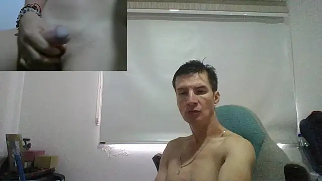 Snapshot of fieryloves chatting on January 7, 1:10 pm fieryloves online show from January 7, 1:10 pm