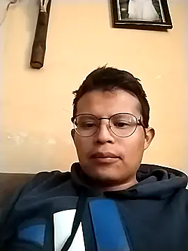 BoyHot11 online show from January 15, 6:32 pm