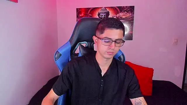 Ethan Sai    online show from November 5, 12:45 am