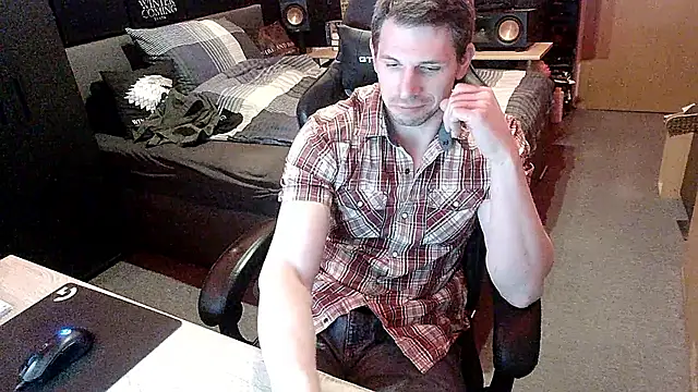 dreamwallker21 online show from February 18, 4:37 pm