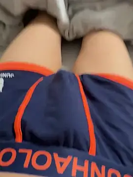 Snapshot of toooom845 chatting on January 4, 7:02 pm toooom845 online show from January 4, 7:02 pm