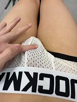 Snapshot of toooom845 chatting on January 9, 11:25 am toooom845 online show from January 9, 11:25 am