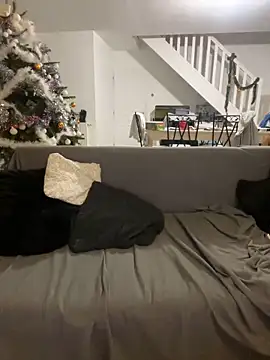 Snapshot of lucboyslam chatting on December 17, 10:32 pm lucboyslam online show from December 17, 10:32 pm