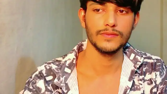 kingkartik7 online show from February 14, 4:13 pm