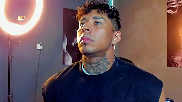 bradley smith online show from October 25, 9:11 am