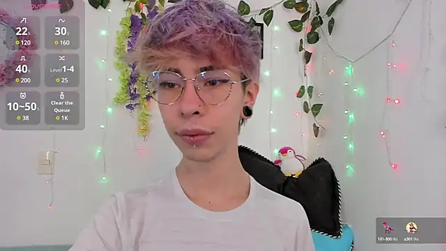  Jakke online show from December 11, 9:22 pm