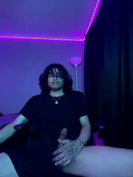 plutomf online show from October 21, 6:16 am