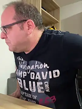 coupleLatinaLovers online show from December 18, 4:06 pm