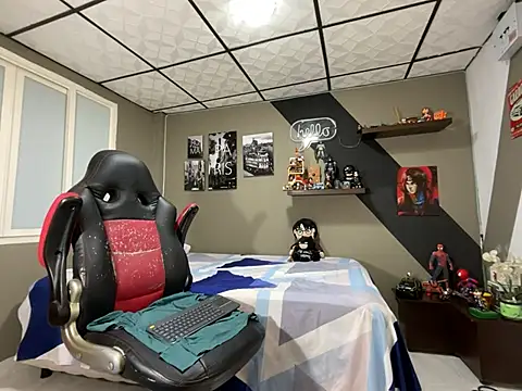 marcel crawford96 online show from April 8, 1:42 pm