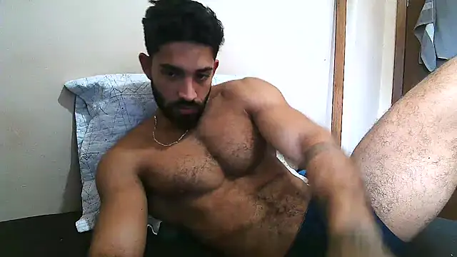 macho fit online show from February 11, 2:02 pm