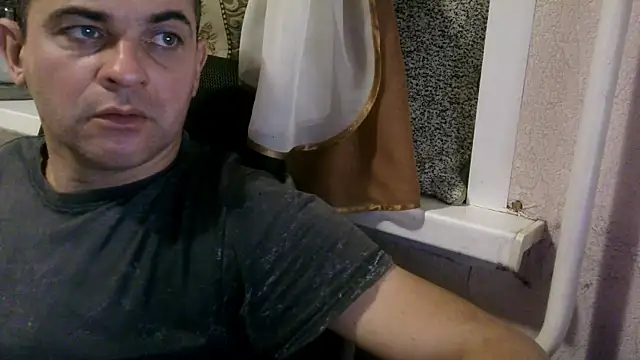 Snapshot of AlDON59 chatting on December 11, 7:21 pm AlDON59 online show from December 11, 7:21 pm