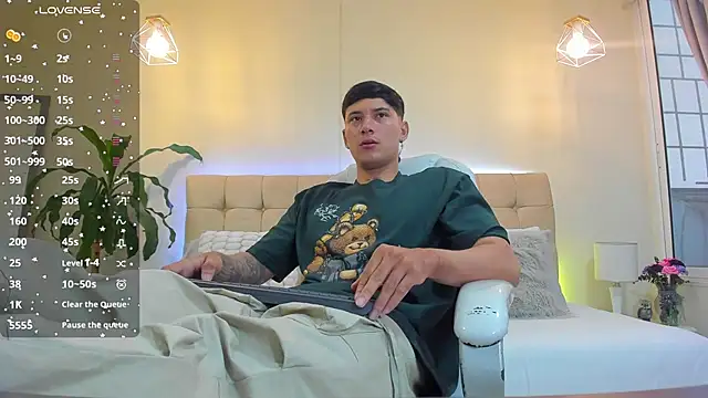 Damian23   online show from January 16, 12:20 pm