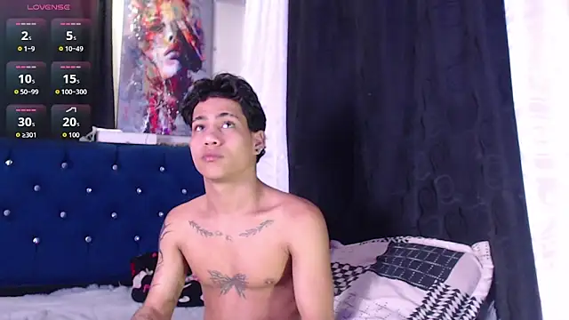 Sexys Boys Hot1 online show from December 17, 2:19 am