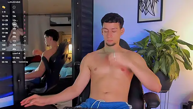 JadeSmiith  online show from October 25, 11:17 pm