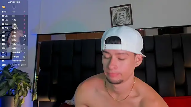 JadeSmiith  online show from November 21, 10:42 pm