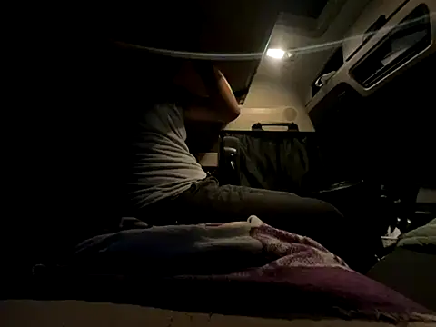 Snapshot of fedoil chatting on September 24, 9:13 pm fedoil online show from September 24, 9:13 pm