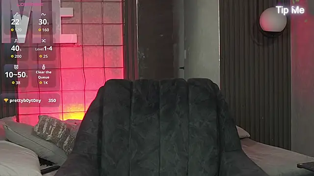 Ryan Hunt online show from September 21, 2:06 pm