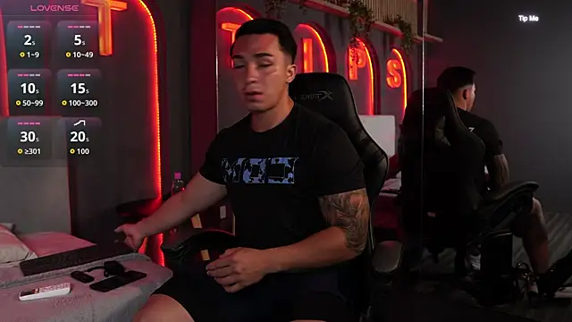 Ryan Hunt online show from December 20, 12:56 pm