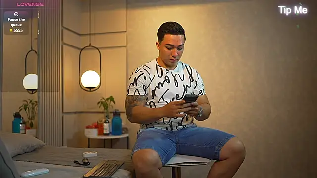 Ryan Hunt online show from January 2, 2:35 pm