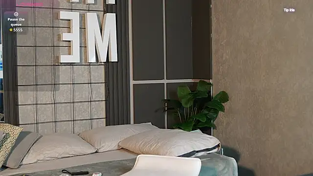 Ryan Hunt online show from January 8, 12:43 pm