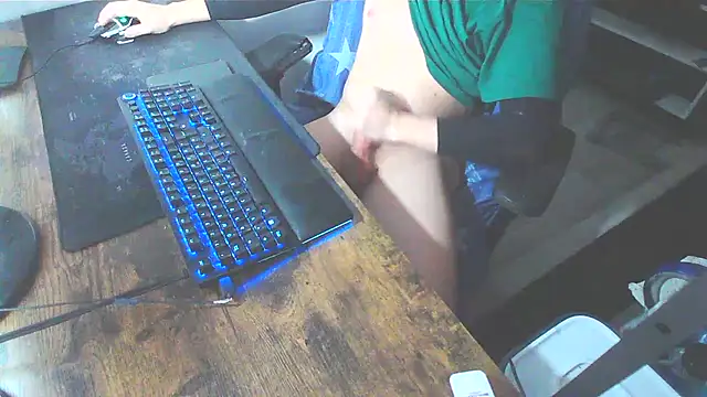 WouldLovetoFuckYou666 online show from February 23, 7:04 pm