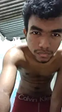 Snapshot of Reynold2608 chatting on February 8, 4:57 am Reynold2608 online show from February 8, 4:57 am