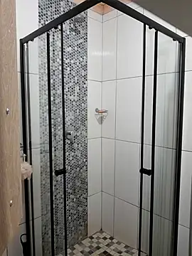 the666D online show from April 11, 4:19 am