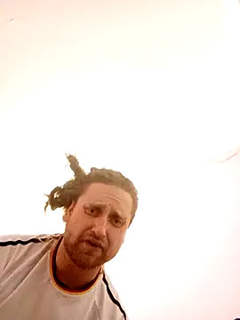 Ozomitro online show from March 6, 9:42 pm