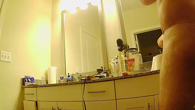 Strong Bear89 online show from November 18, 8:01 pm