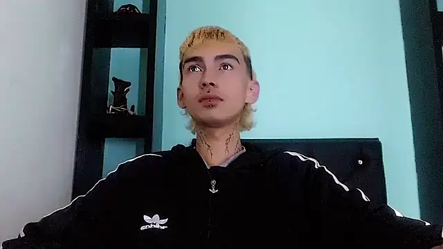 ttimy x boy online show from April 20, 10:45 pm