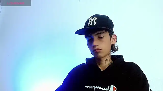 ttimy x boy online show from November 18, 3:54 am