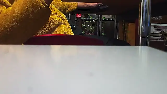 qoooqing67 online show from December 18, 6:10 am