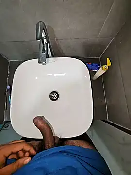 rahulGJ03 online show from December 25, 8:17 pm