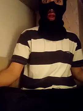 Snapshot of motoboysafd chatting on October 23, 7:12 am motoboysafd online show from October 23, 7:12 am