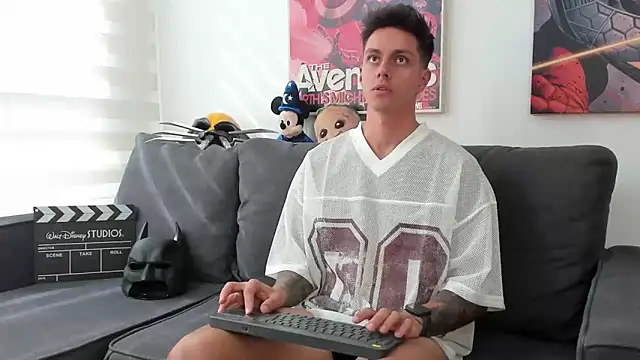 JeanBroc online show from November 6, 8:01 pm