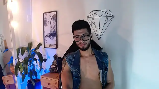 Colby brown03 online show from March 31, 7:26 pm