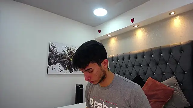 Snapshot of MrWilliseo chatting on March 17, 7:15 pm MrWilliseo online show from March 17, 7:15 pm