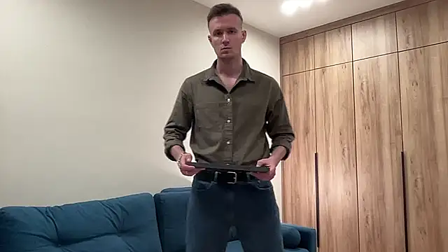 cute mark online show from April 18, 7:40 pm