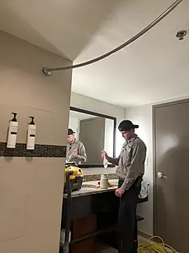 lokii online show from March 13, 10:38 pm