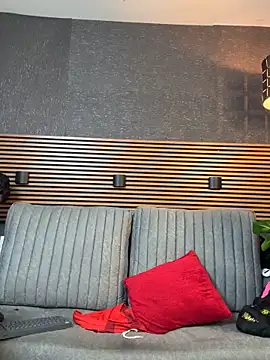  EUFRATES  online show from September 11, 5:01 pm