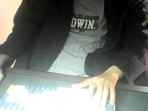 Ryan67533 online show from January 17, 1:52 am