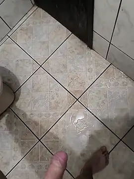 Snapshot of Lucadelas3453 chatting on March 15, 9:05 pm Lucadelas3453 online show from March 15, 9:05 pm