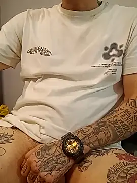 Snapshot of rolesexy chatting on September 19, 2:01 am rolesexy online show from September 19, 2:01 am